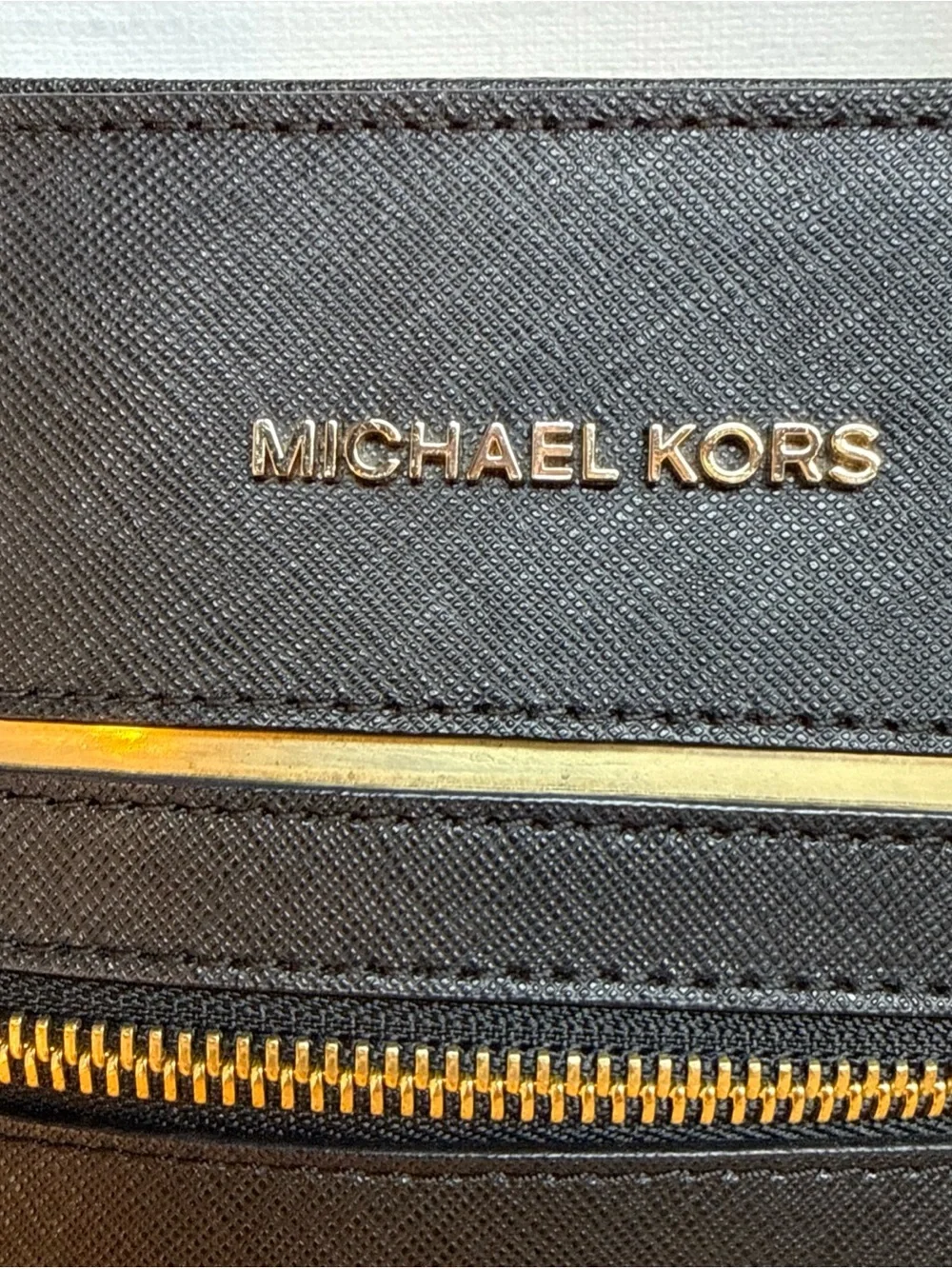 Michael Kors Saffiano‎ Leather Large Black Tote Shoulder HandBag Laptop Sleeve